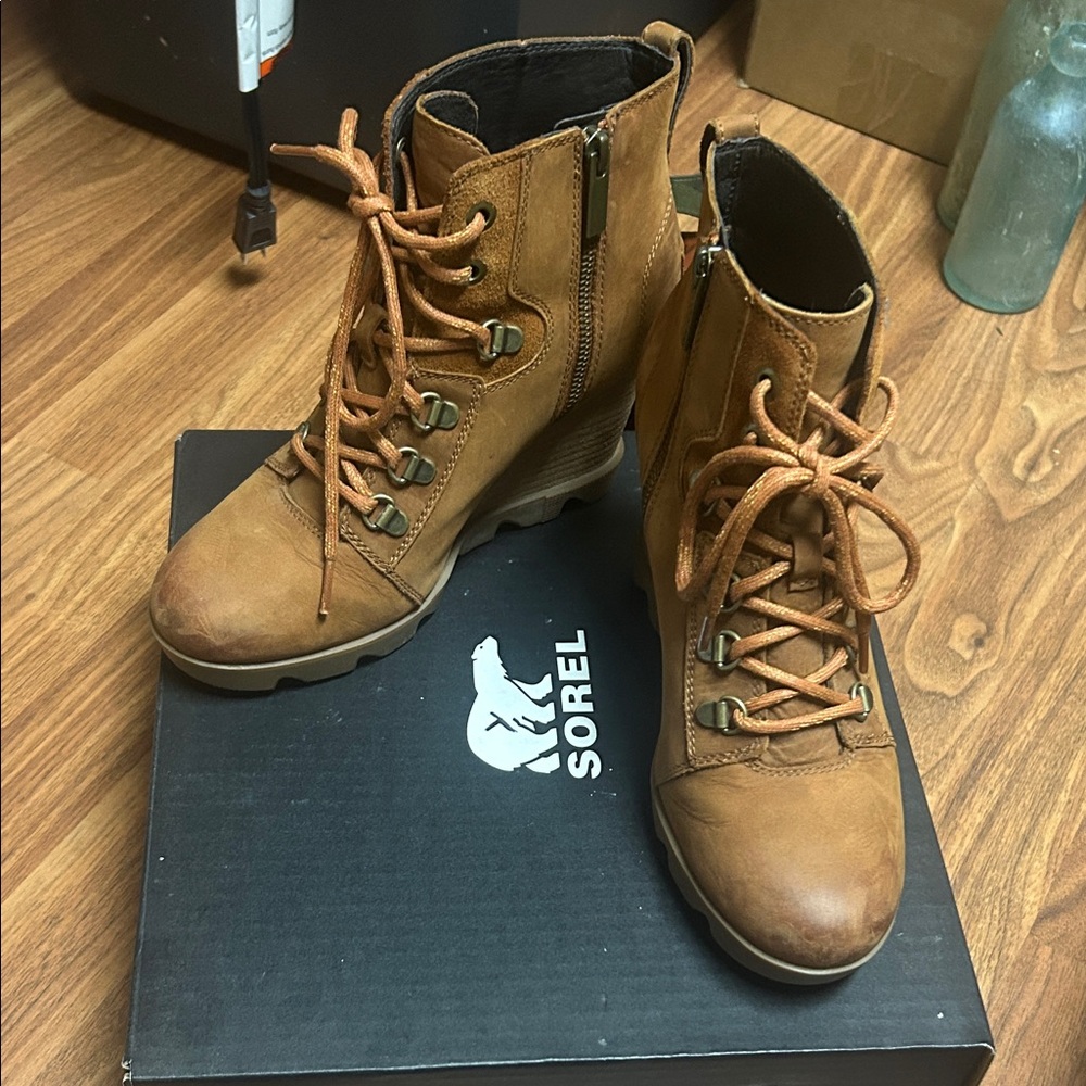 Sorel Women's Joan Uptown Lace Boots